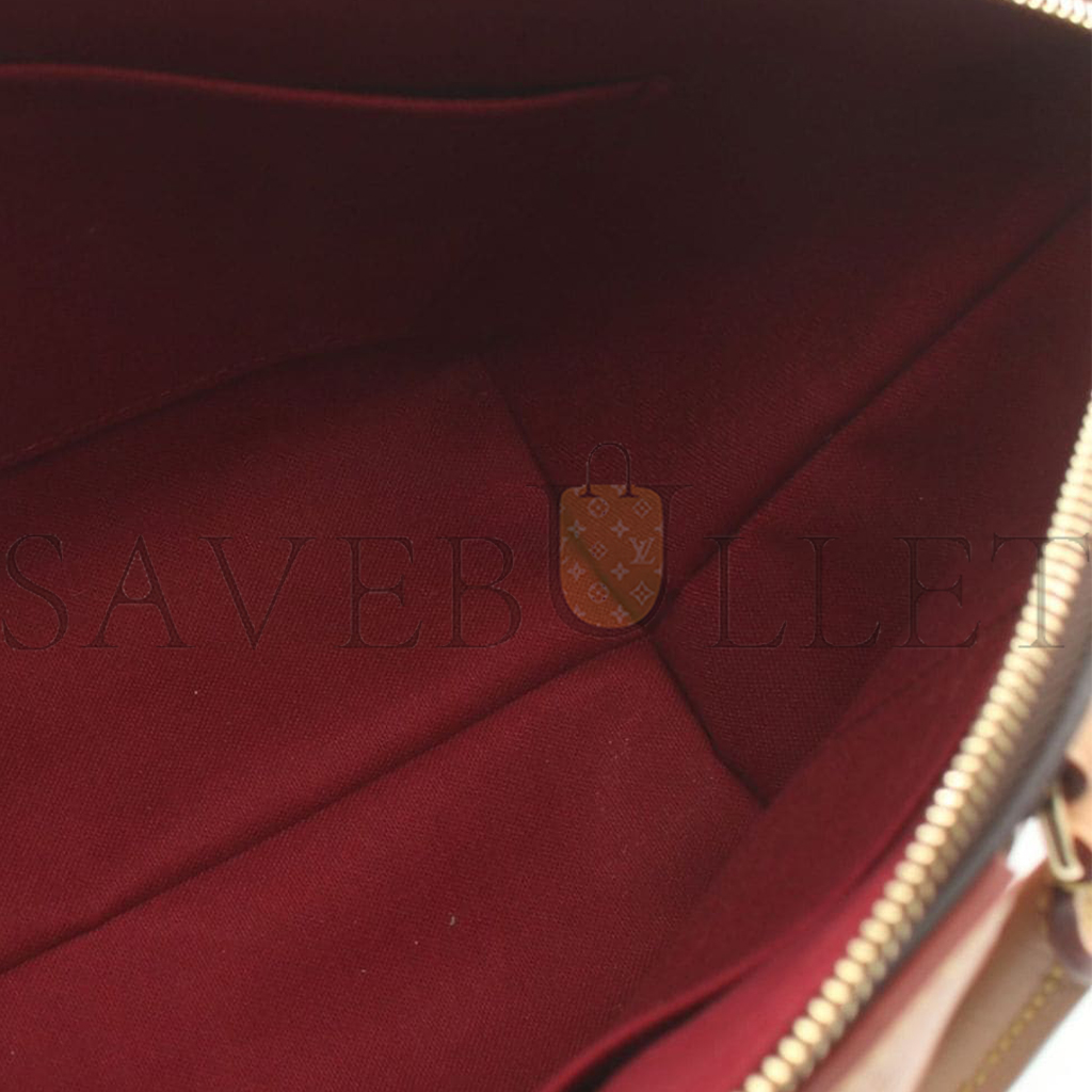 l**is V*t*n macbook pro m45987 (31.5*28*16cm)